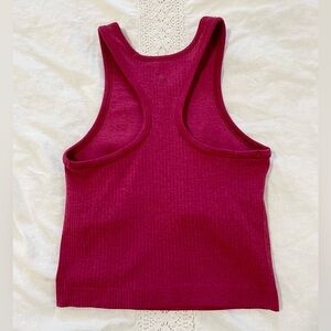 EUC Lululemon Ebb to street Cropped Size 4